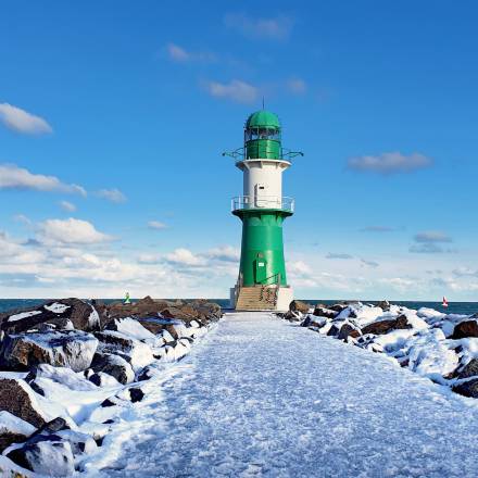 Molenfeuer Warnemünde im Winter